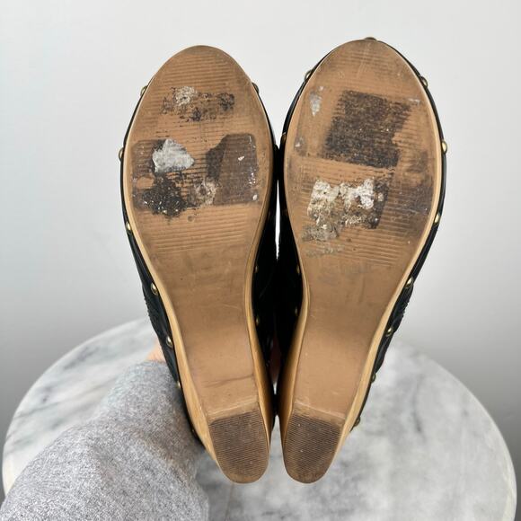 Vintage Aldo Women's Black Leather Studded Wooden Platform Swedish Clogs (5.5) - Picture 7 of 12